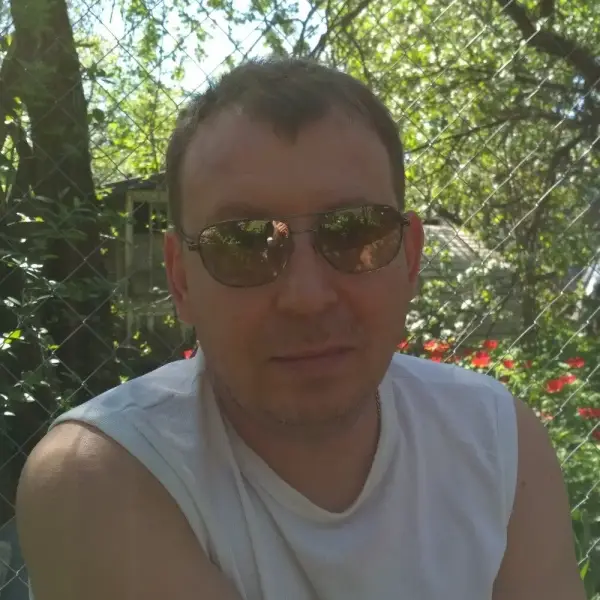 Иван Емельянов