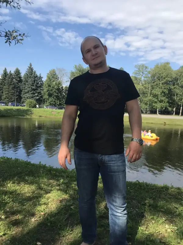 Юрий Маманов