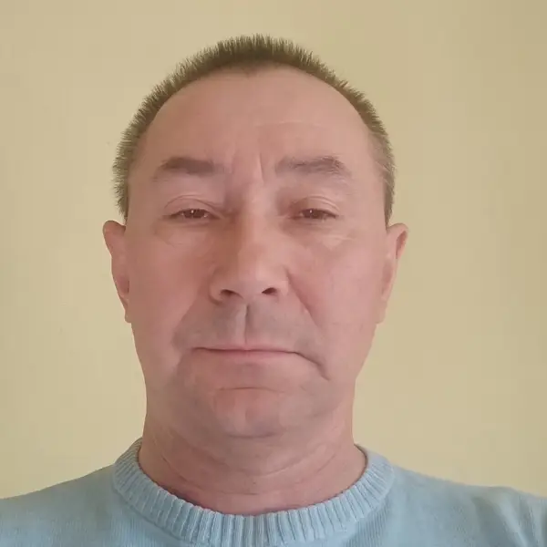 Флюр Япаров