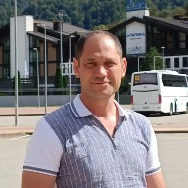 Александр Крапивин