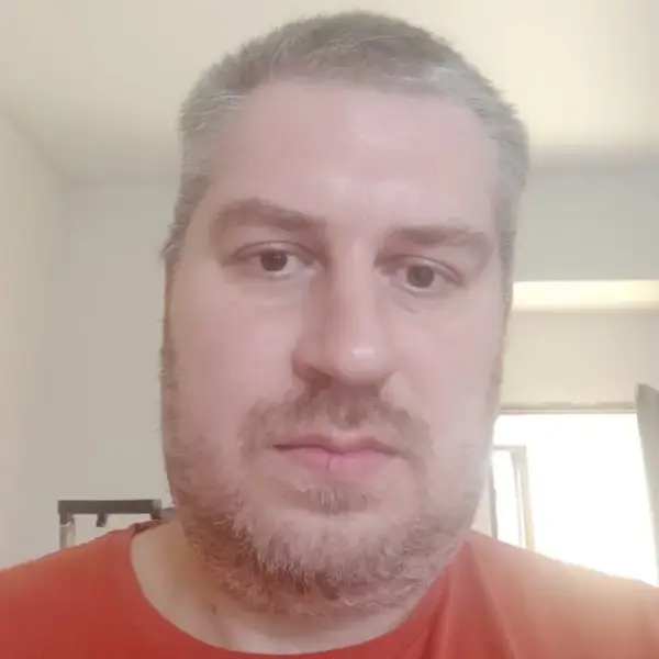 Антон Сасин