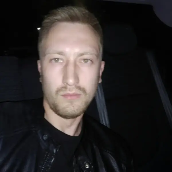 Влад Докучаев