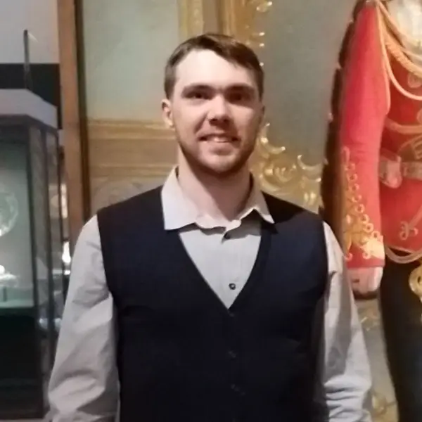Юрий Сазонов