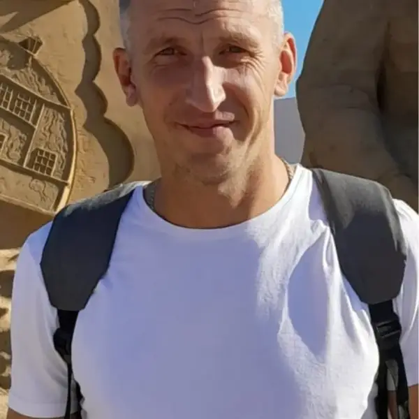 Александр Вихров