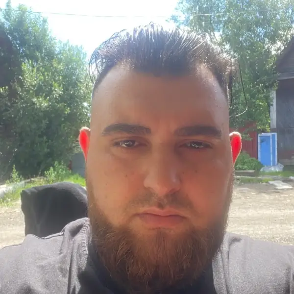 Арсен Михай