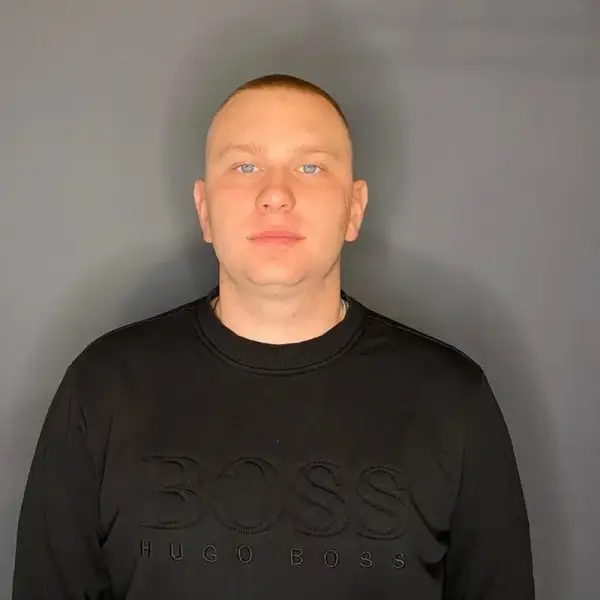 Александр Савельев