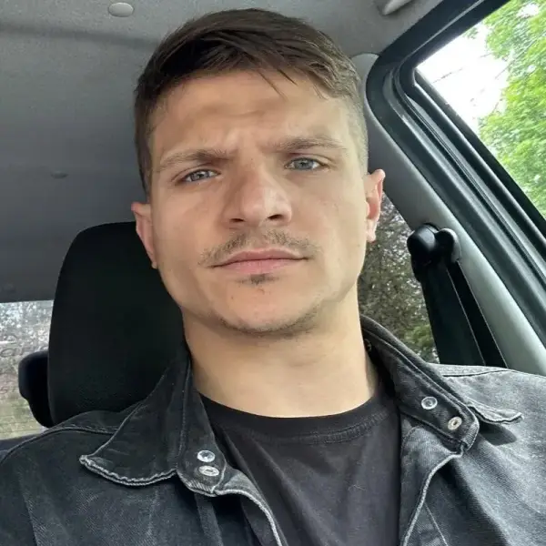 Дмитрий Константинович Р.
