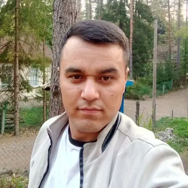 Бахти Кучкаров