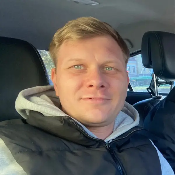 Максим Ролин