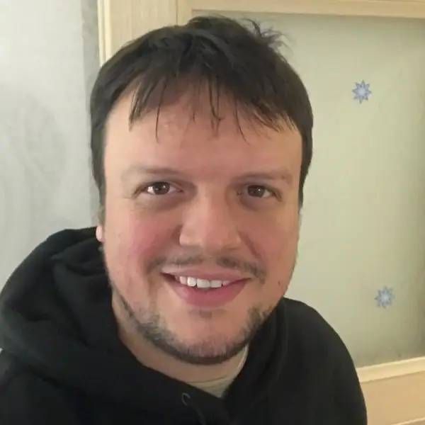 Алексей Ненушкин