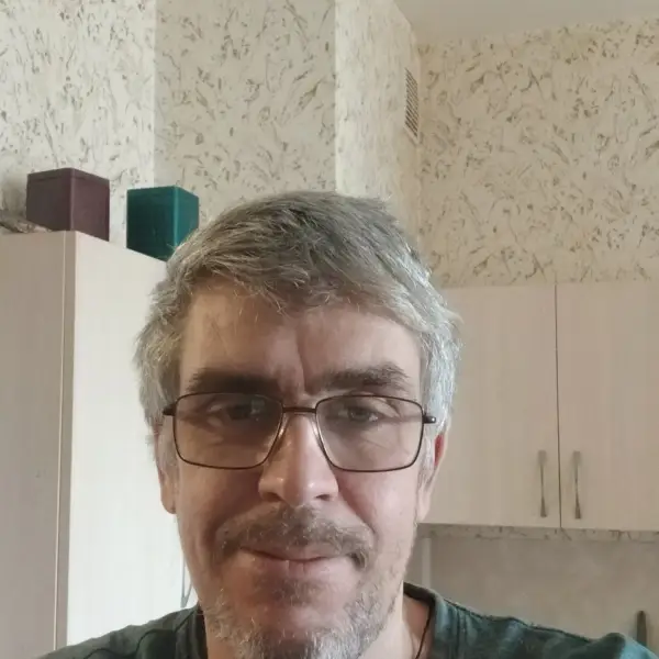 Алексей Максимов