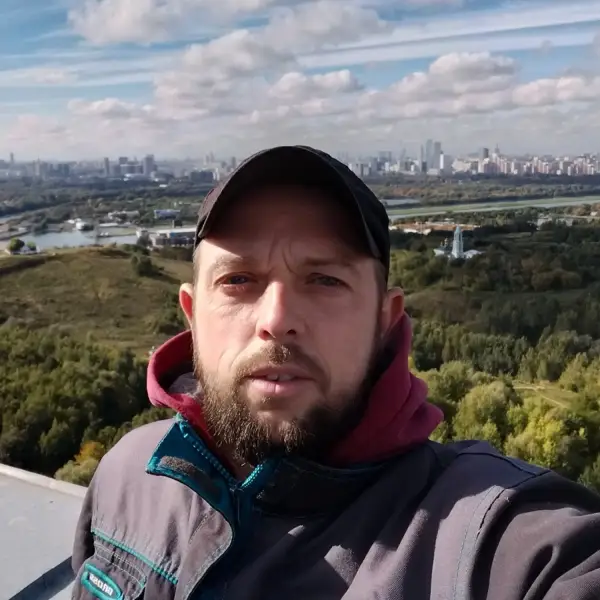 Валерий Емельянов