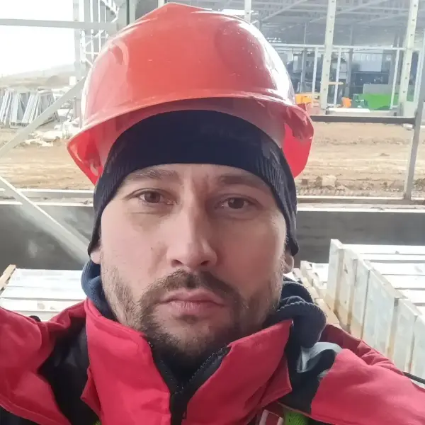 Юрий Марков