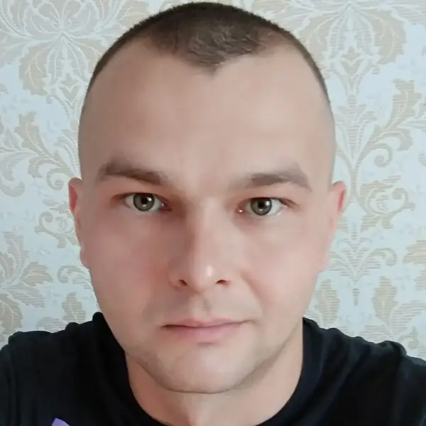 Александр Новиков