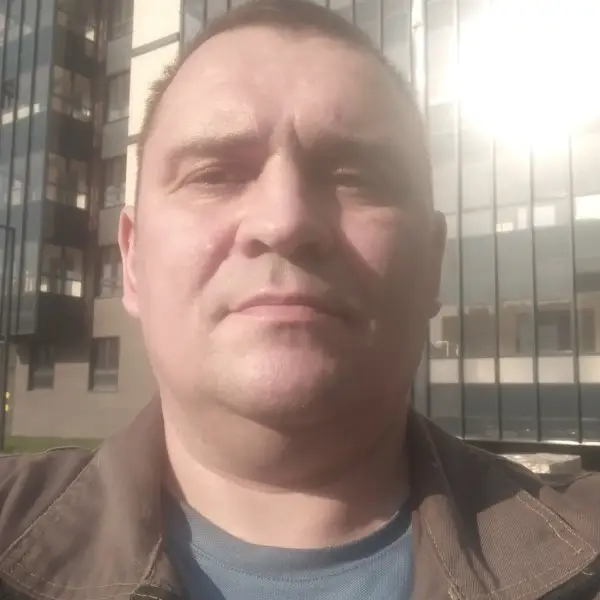 Олег Петров