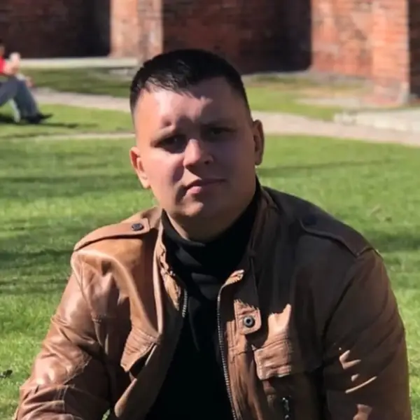 Михаил Назаров