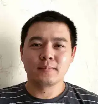 Александр Николаев