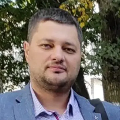 Александр Фролов