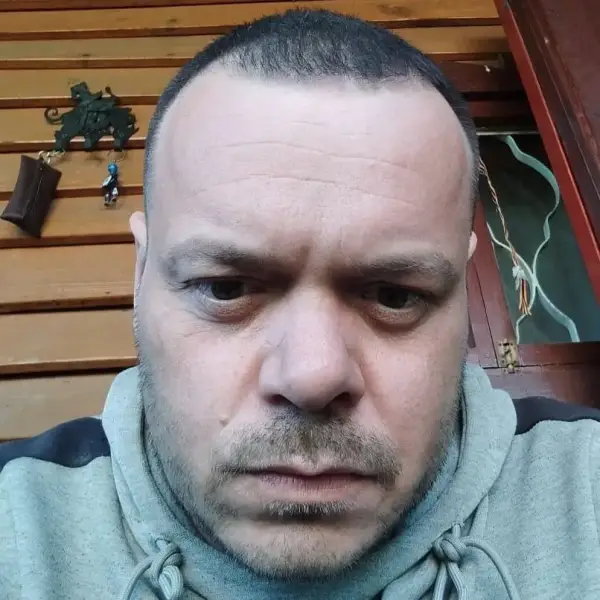 Виктор Платов