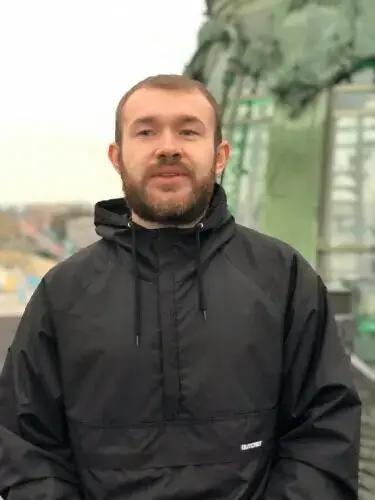 Дмитрий Токарев