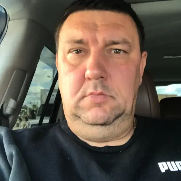 Роман Иванов