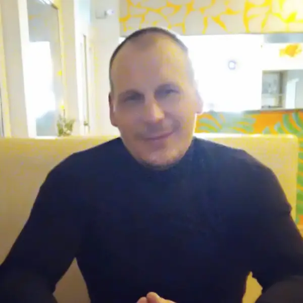 Тынис Лепик