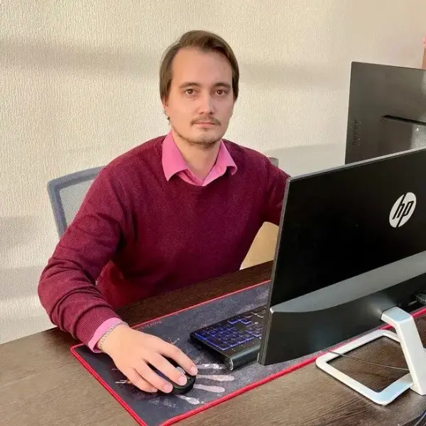 Виталий Аксенов