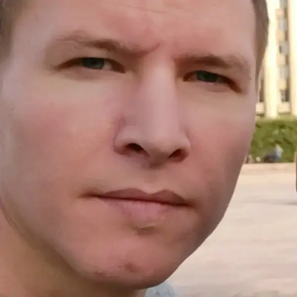 Рустам Назаров