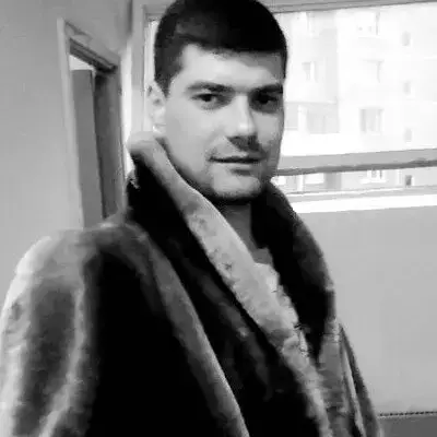 Андрей В.