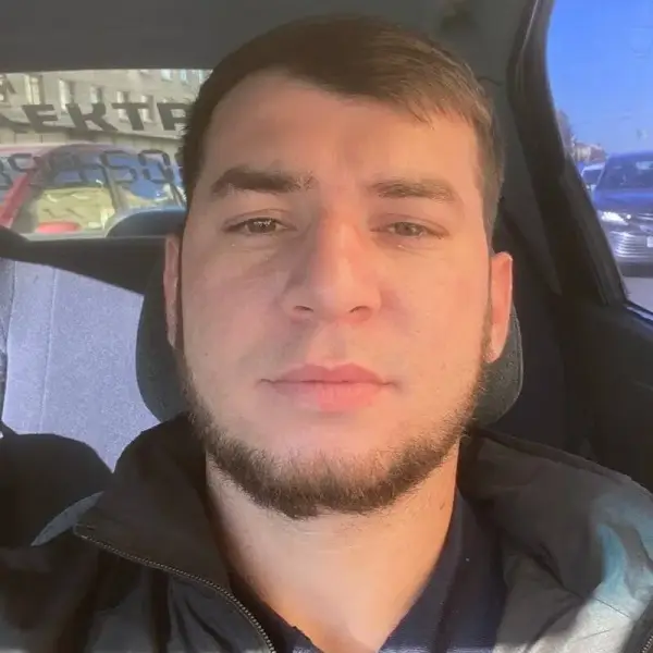 Амир Османов