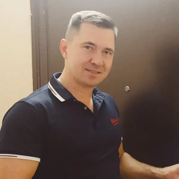 Василий Любимов