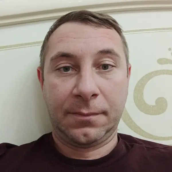 Руслан Елесин
