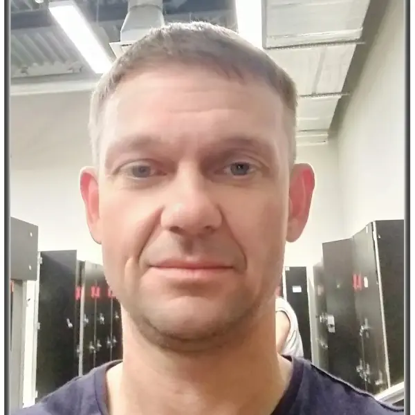 Вячеслав Жаров