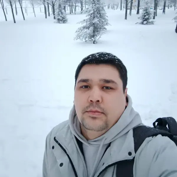 Хасанбой Кузинвич С.