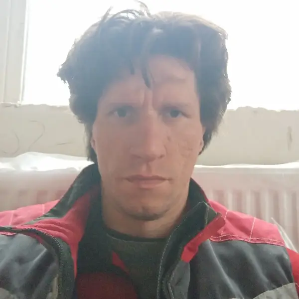 Антон Суворов