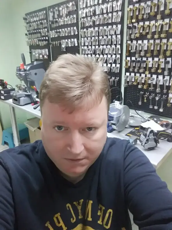 Алексей Мартынов
