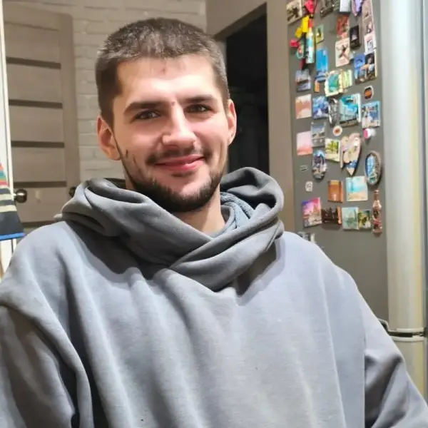 Денис Кучер