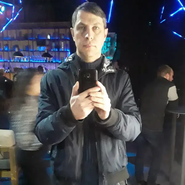 Виталий Тюхменёв