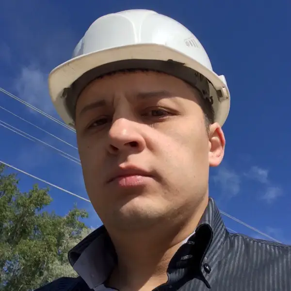 Михаил Лежнёв