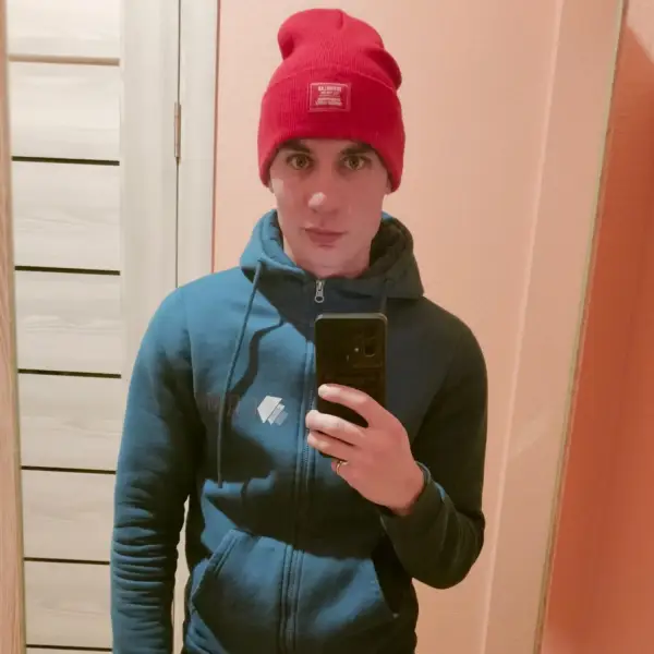 Андрей Медведев