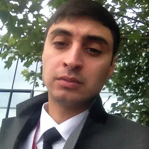 Сабри Титов