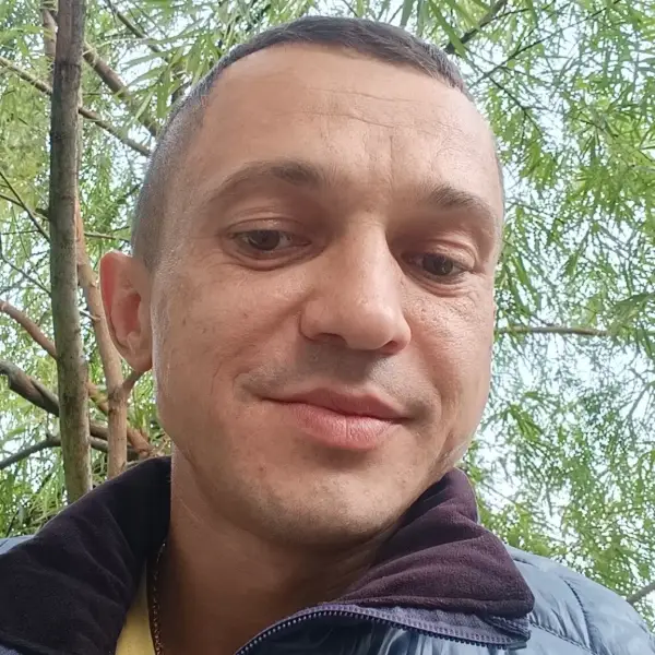 Александр Ищенко