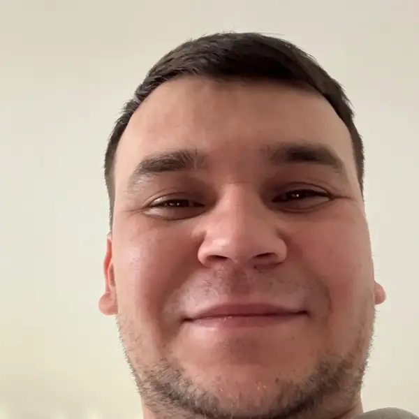 Shoxruh Nomozov