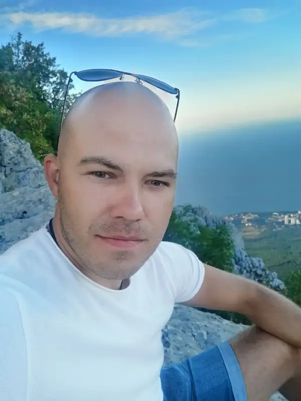 Андрей Р.