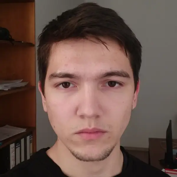 Денис Пантелеев