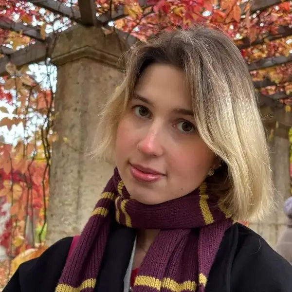 Диана Елхова
