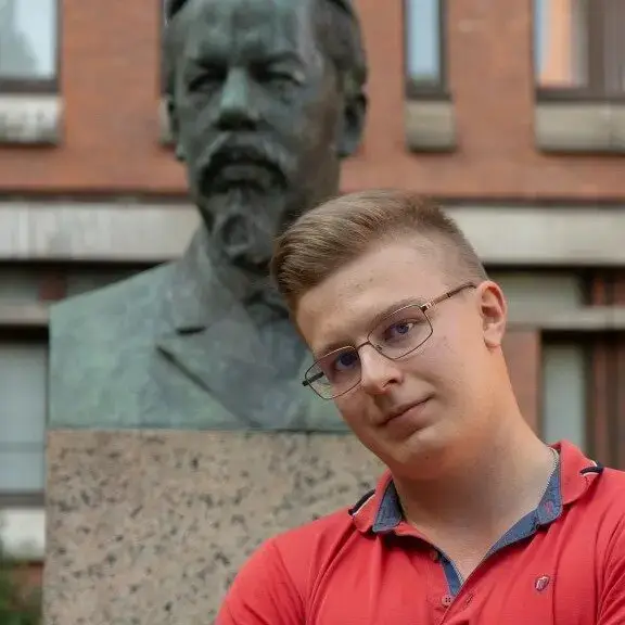 Артём Савченко