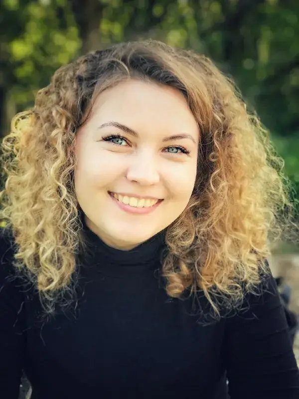 Юлия Зотина