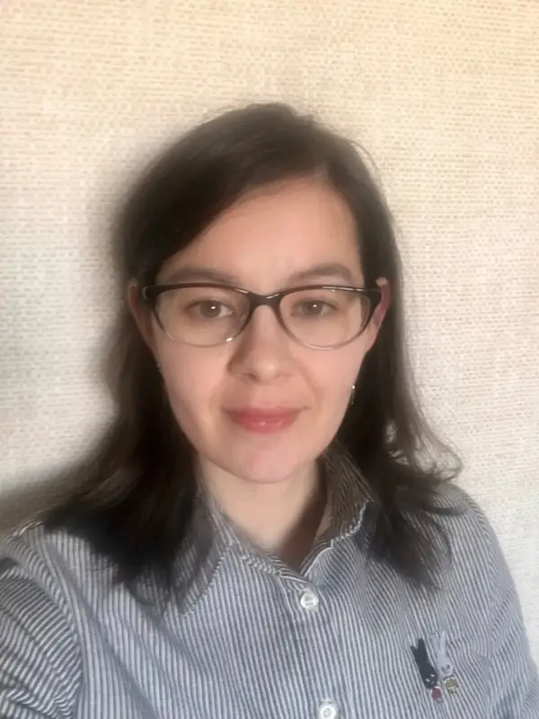 Алина Попова
