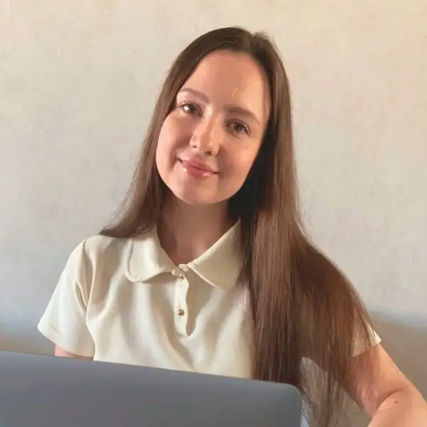 Полина Рязанова